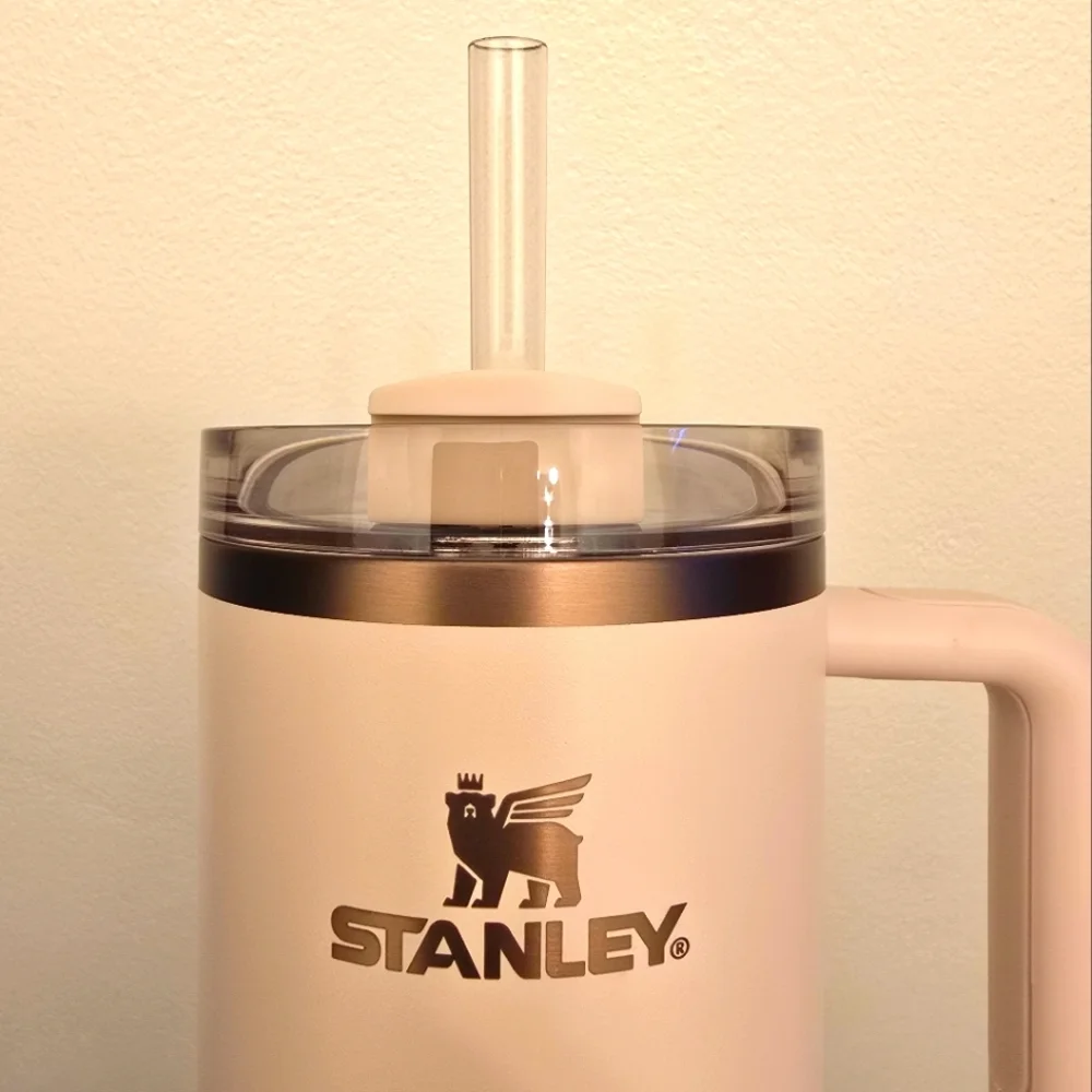 NIB Stanley Limited Edition Gilded Sugar Cream The Flowstate Quencher 40 Oz - Picture 5 of 6